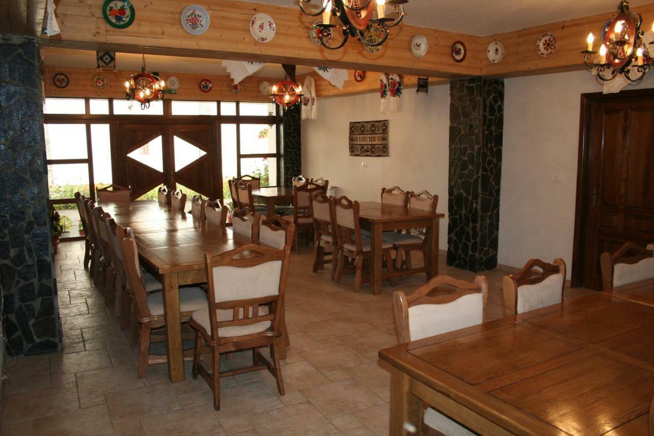 Hotel Cabana Iza Bîrsana Zewnętrze zdjęcie